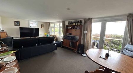 LYTTELTON - TWO BEDROOM, HEAT PUMP, LOG FIRE - Photo 4