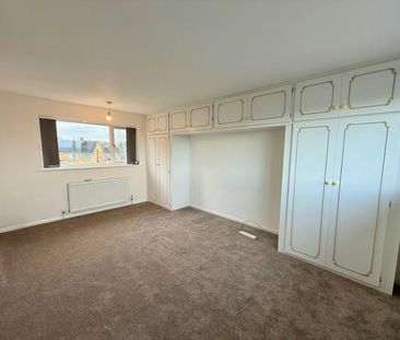 Detached house to rent on - Photo 5