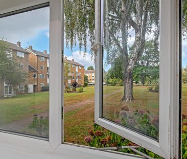 2 bedroom maisonette to rent - Photo 2