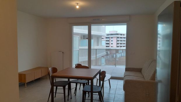 Location Appartement 2 pièces Meublé 47m² THONON LES BAINS 74200 - Photo 1