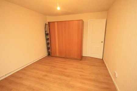Fitzwalter Road, Norfolk Park, Sheffield, S2 - Photo 4
