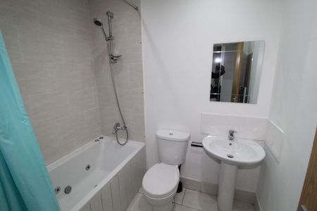 Fishergate Hill Flat , PRESTON, Lancashire PR1 8JB - Photo 2
