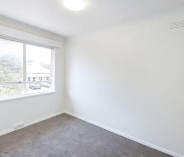 8 / 36 Woornack Road, CARNEGIE - Photo 1