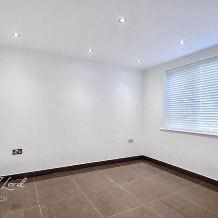 2 bedroom maisonette to rent - Photo 4