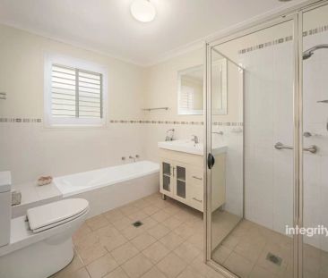 Low Maintenance - Photo 5