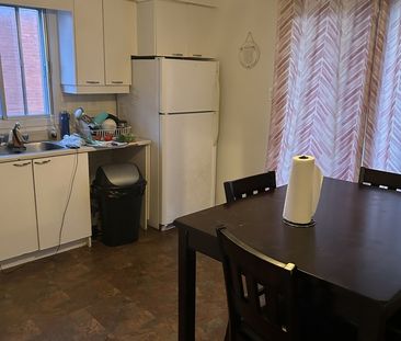 41/2 à Louer Laval Près De Tout - Photo 2