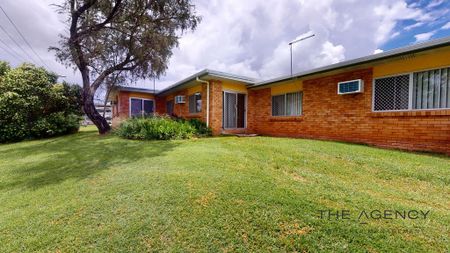 Low-Maintenance Living in a Convenient Koongal Location - Photo 5