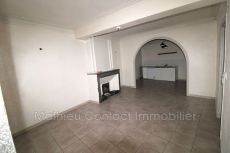 Ecusson, Location appartement 2 pièces 44 m² - Photo 2