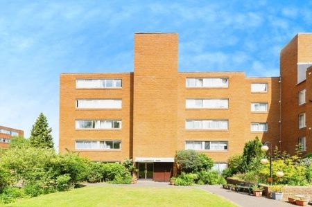 Homefield Park, SM1 - Photo 4