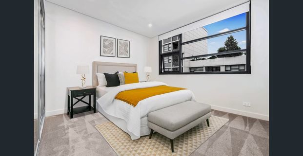 Chic 2-Bedroom Apartment with Study, Parking, Perfectly Situated in Arncliffe! - Photo 1