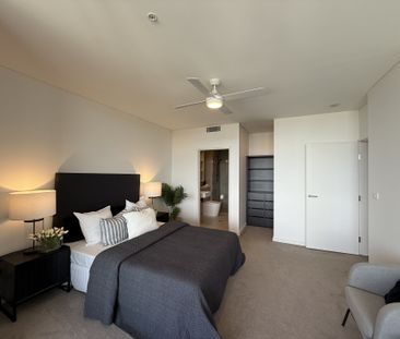 1001/509 Hunter Street NEWCASTLE NSW 2300 - Photo 4