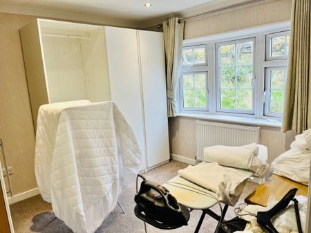 South Coast Road, Peacehaven - Photo 2