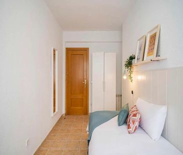 Calle de Bravo Murillo, Madrid, Community of Madrid 28020 - Photo 3