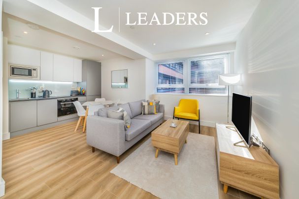 1 bedroom apartment to rent Newacre House, Wood Street, East Grinstead, RH19 - Photo 1