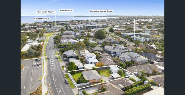 Charming Home with Flexible Living & Bayside Convenience - Photo 1