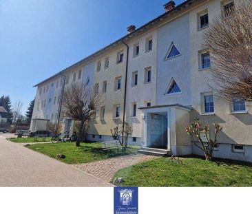 Perfekte Familienwohnung mit schönem Balkon in ländlicher grüner Um... - Foto 2