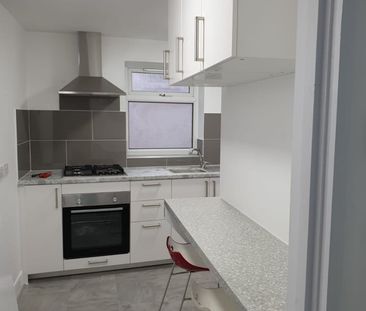 1 Bed Flat, Green Street, E7 - Photo 5