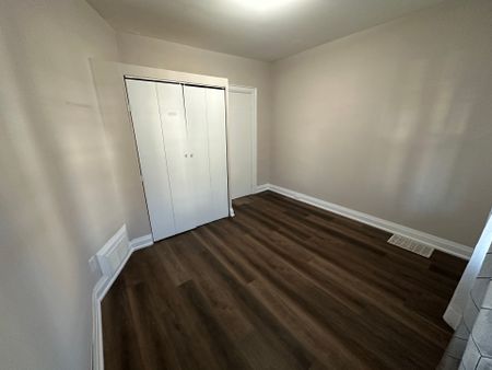 For Lease - 104 Rosslyn Avenue Unit# 1, Hamilton, Ontario - Photo 3