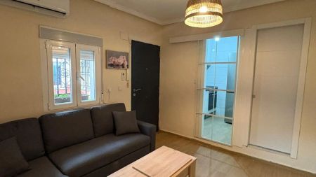 Planta baja de alquiler en Calle Calle Manuel Maroto, San Diego - Photo 2