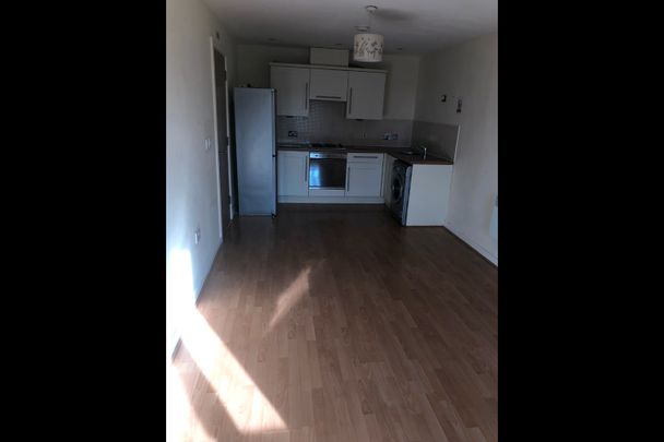 2 Bed Flat, Sugar Mill Square, M5 - Photo 1