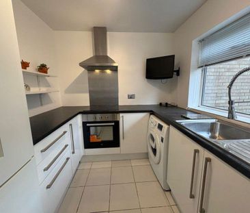 1 bedroom flat to rent - Photo 6