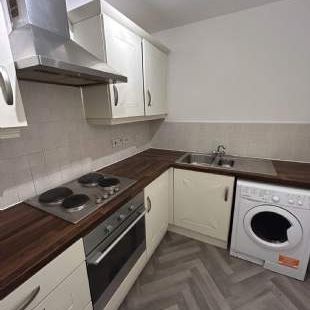2 bedroom property to rent in Runcorn - Photo 1