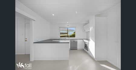 Conveniently Located Family Home - Photo 5