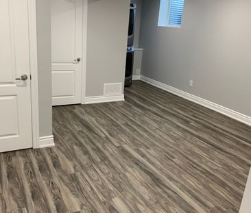 For Lease - 389 Royal West Drive, Brampton, Ontario - Photo 6