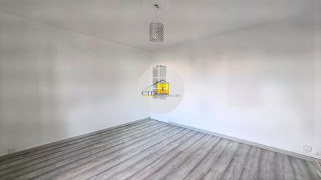 Location Appartement 4 pièces 70m² ST PRIEST 69800 - Photo 4