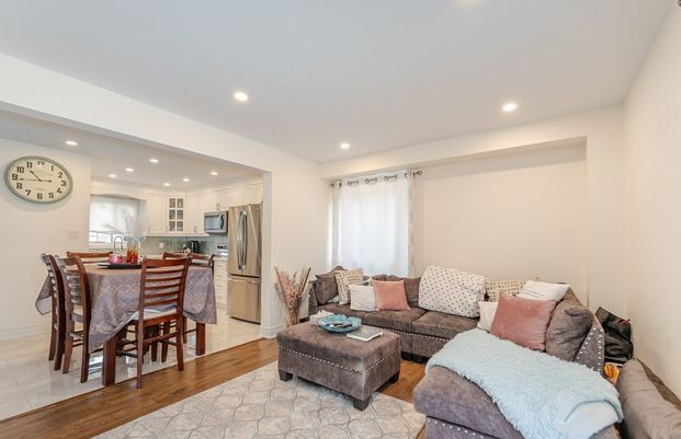 For Lease - 9 Hawkins Court Unit# Main, Brampton, Ontario - Photo 1