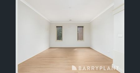 Family home with everything - Photo 5