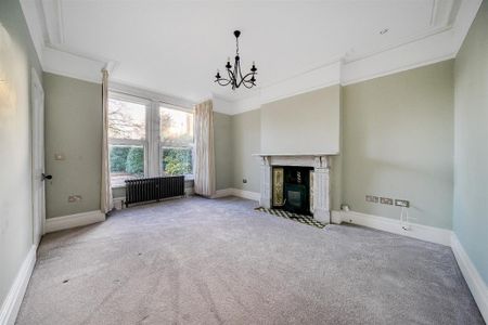4 bedroom detached house to rent - Photo 2