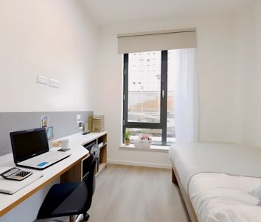 Studio silver - Photo 1