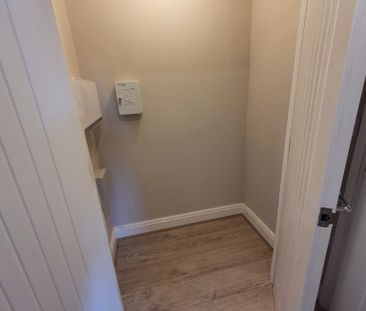 2 Bed 2 Bath – move in for Christmas for extended lease! - Photo 6