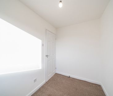 Avon Gardens, West Bridgford NG2 - Photo 2