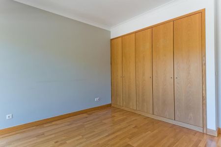 Luxury 3 bedroom Detached House for rent in Oeiras, Portugal - Photo 3