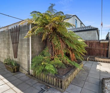 Sunny & Convenient Living in St Albans – With parking - Photo 4