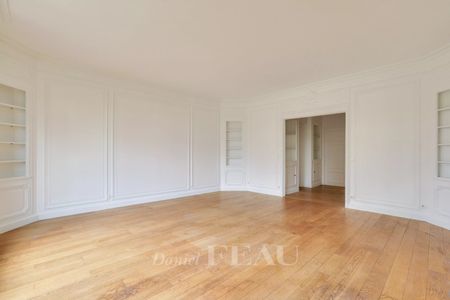 Appartement • Saint James-Général Koenig - Photo 3