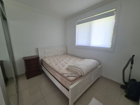 Modern 2-Bedroom Granny Flat with Utilities Included - Fully Furnished Option! - Photo 5