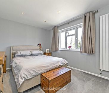 2 bedroom maisonette to rent - Photo 5