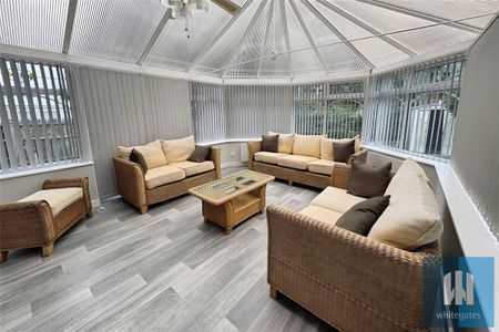 Briarfield Gardens, Dalton, Huddersfield, West Yorkshire, HD5 - Photo 2