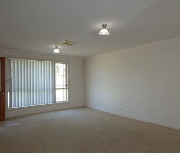 1/88-90 Hotham Circuit, Thurgoona - Photo 5