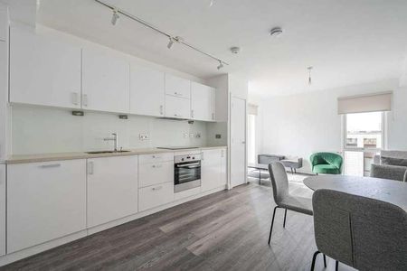 Adlay Apartments, Silvertown, E16 - Photo 4