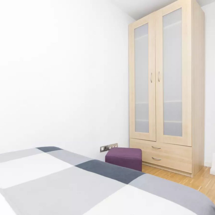 2-bedroom apartment for rent in Embajadores - Photo 1