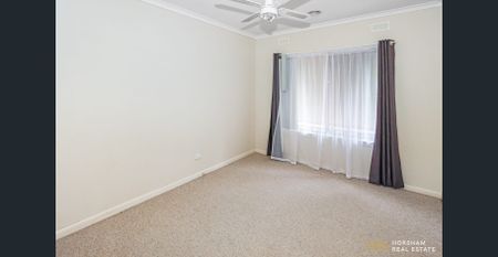 Comfortable & Convenient Living Near the Wimmera River - Photo 4
