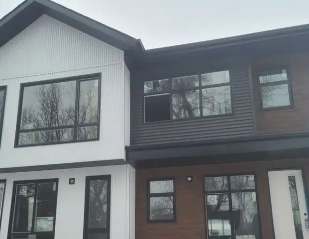 MODERN 1BDRM SUITE PET FRIENDLY IN NORTH GLENORA AREA | 13909 107A Avenue Northwest, Edmonton - Photo 1