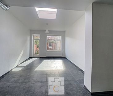 gerenoveerde rijwoning met zuidgerichte tuin voorraan St Andries - Photo 1