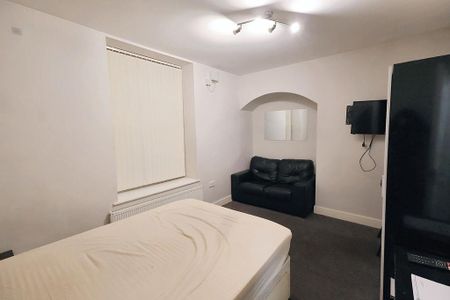 7 bedroom house share to rent - Photo 2