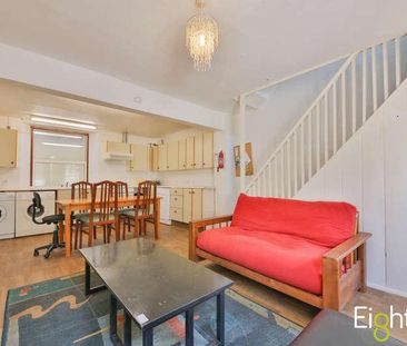 Edinburgh Road, Brighton, BN2 - Photo 4
