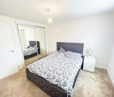 Detached house to rent on - Photo 5